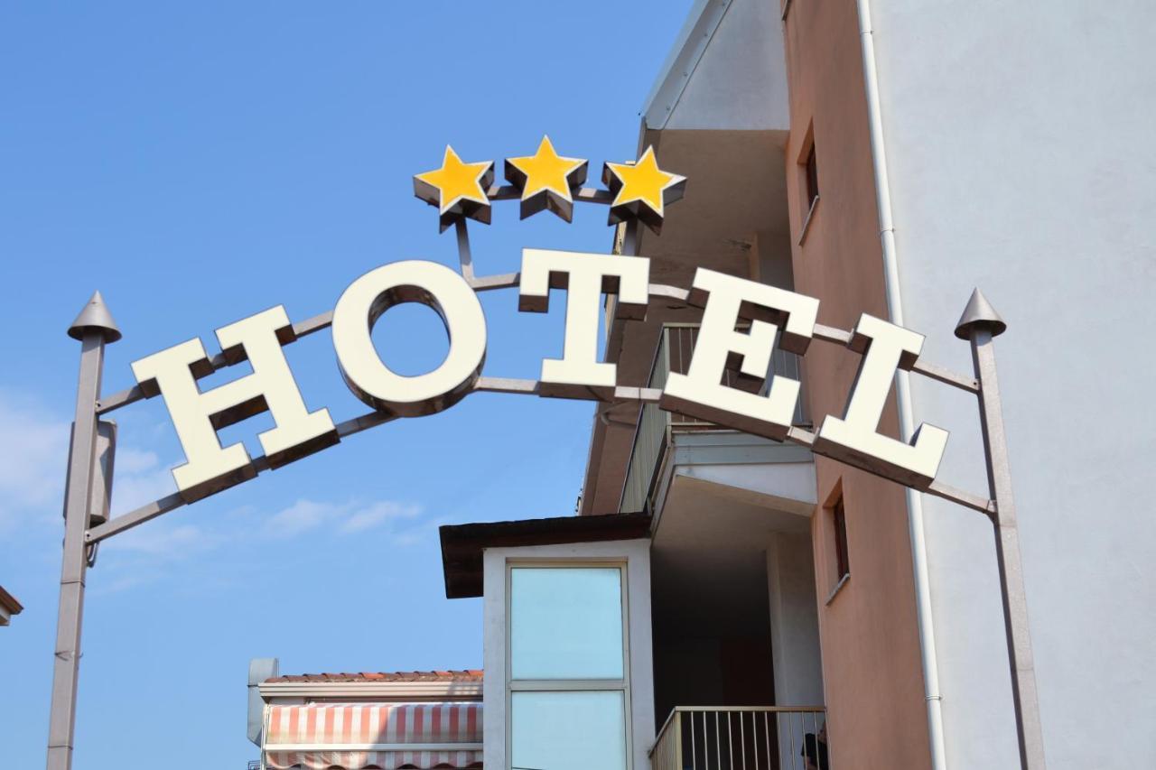Hotel Ristorante L'Avvenire Джиццерия Экстерьер фото