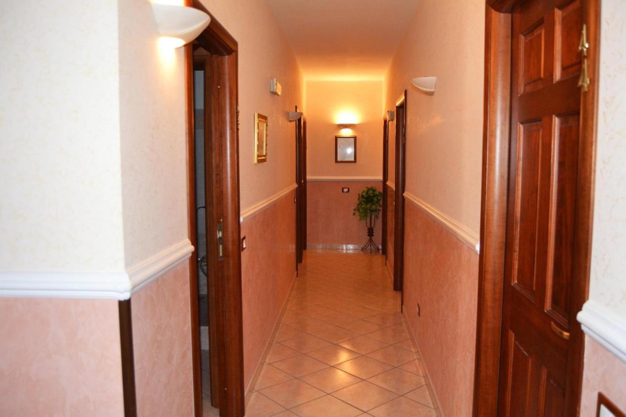 Hotel Ristorante L'Avvenire Джиццерия Экстерьер фото