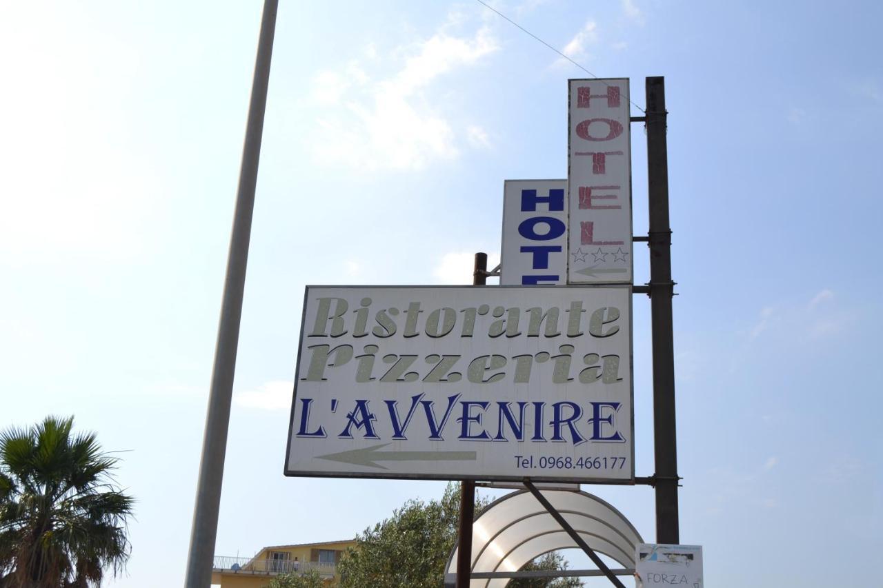 Hotel Ristorante L'Avvenire Джиццерия Экстерьер фото