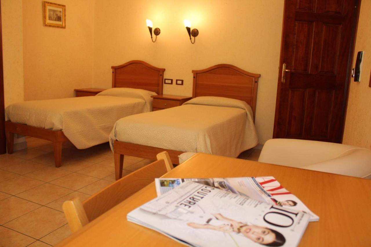 Hotel Ristorante L'Avvenire Джиццерия Экстерьер фото