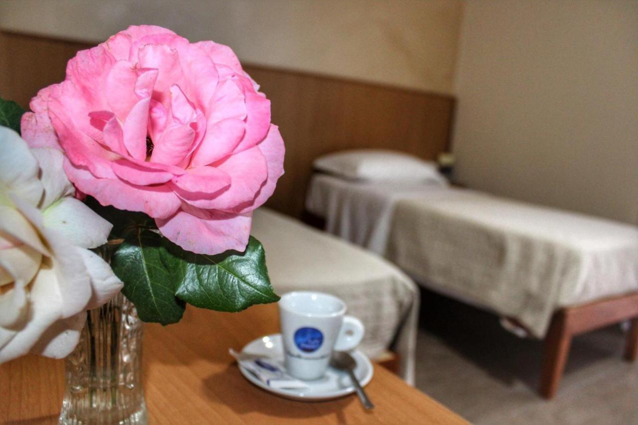 Hotel Ristorante L'Avvenire Джиццерия Экстерьер фото